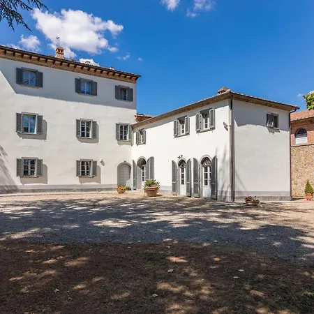 Antica Merelli 12, Emma